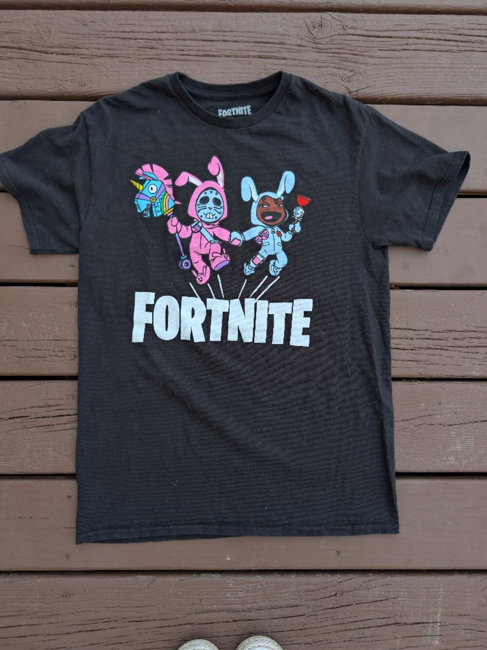 Fortnite Graphic Black T-Shirt Bunny Brawler & Rabbit Raider Size M